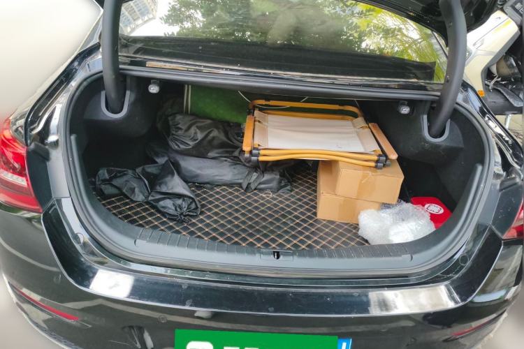 Used Hongqi H5 2022 Classic Model 1.5T DCT Flagship Edition Trunk