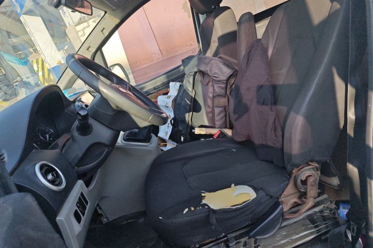 Used JAC Refine M3 2018 1.6L Express Edition 7-Seater Left Front Seat