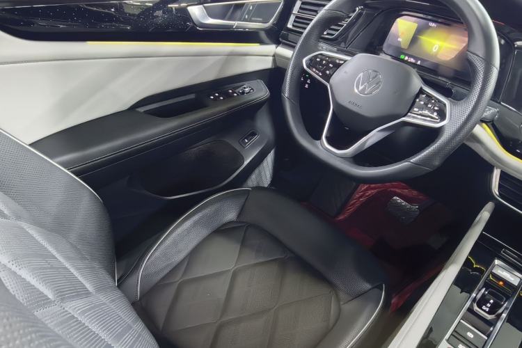 Used Volkswagen Teramont 2022 380TSI Four-Wheel Drive Prestige Flagship Edition Interior 9