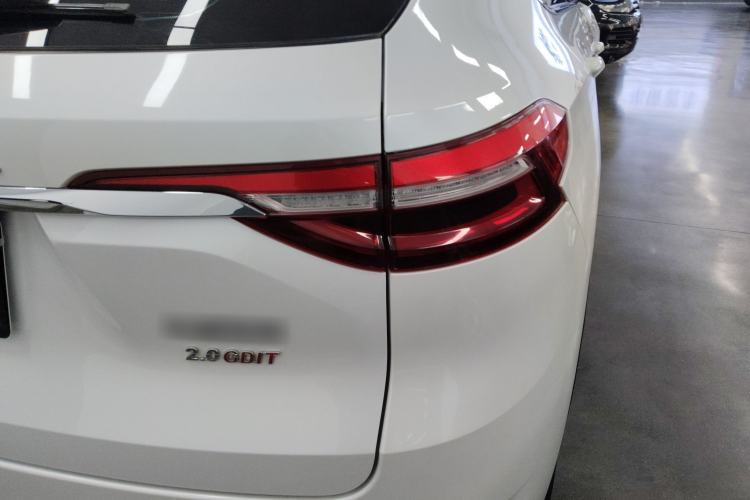 Used Haval F7 2019 2.0T Four-Wheel Drive iJoy China V Standard Right Rear Taillight