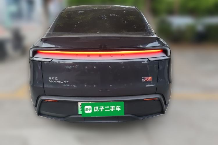 Used Tesla Model Y 2025 Long-Range All-Wheel Drive First Edition
