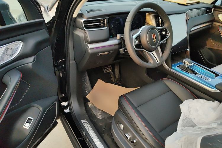 Used Hongqi HS7 PHEV 2025 Model 2.0T PHEV Four-Wheel Drive 2 Million Units Commemorative Edition 6-Seater