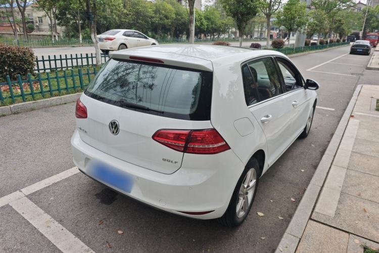 Used Volkswagen Golf 2016 1.6L Automatic Comfort Model Rear Right 45 Deg