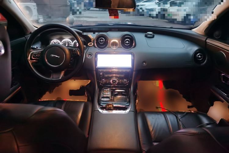 Used Jaguar XJ 2014 XJL 2.0T Two-Wheel-Drive Elegant Business Edition