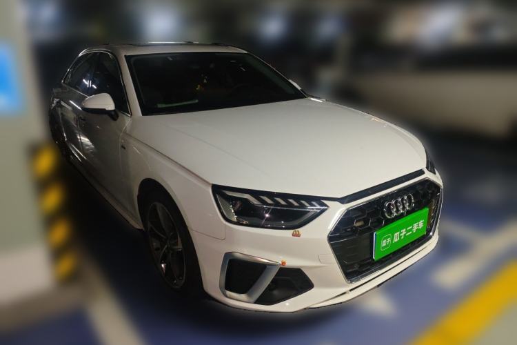 Used Audi A4L 2021 40 TFSI Enjoy Life Edition Front Right 45 Deg