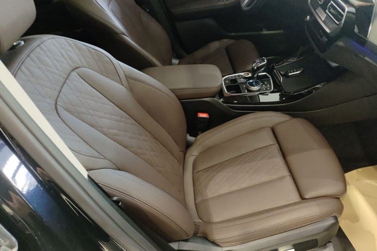 Used BMW X3 2022 Restyled xDrive25i M Sport Package Right Front Seat