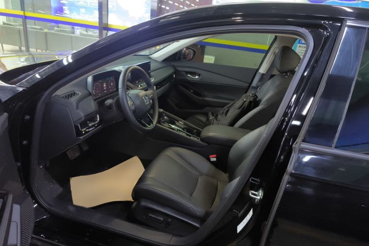 Used Honda Inspire 2025 260TURBO Elegant Edition
