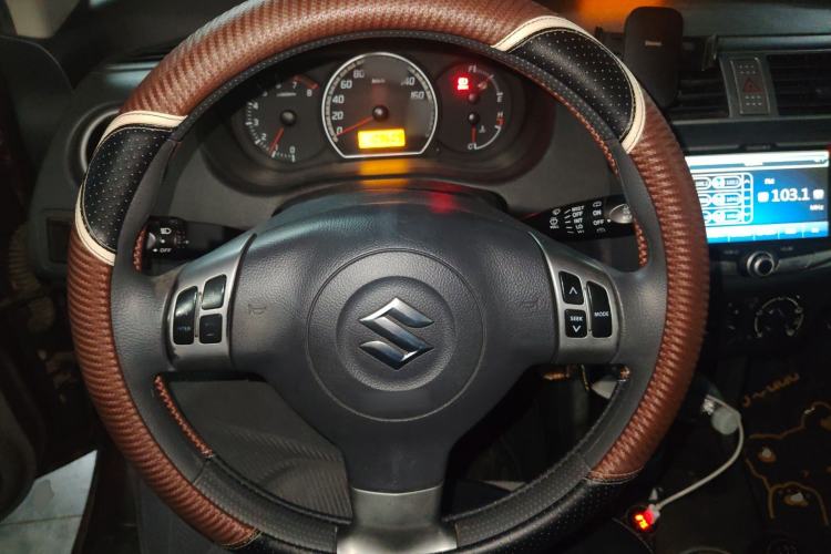 Used Suzuki Swift 2011 1.5L Manual Sport Audiovisual Edition Steering Wheel