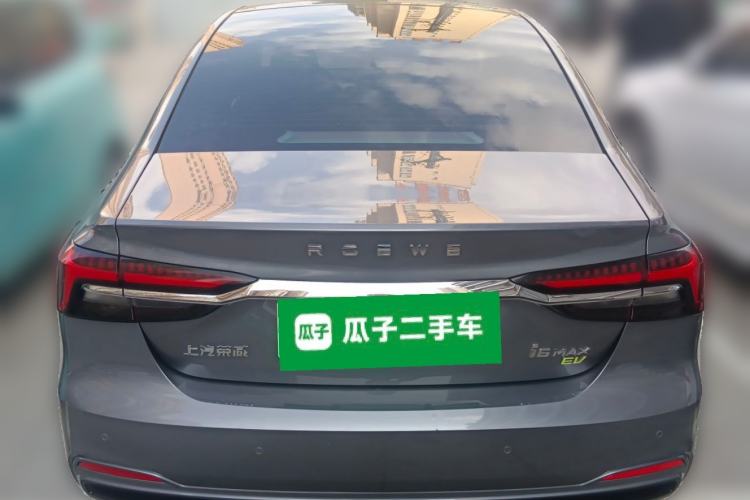 Used Roewe i6 MAX New Energy 2022 EV 600 Grand Touring Edition with Skyroof
