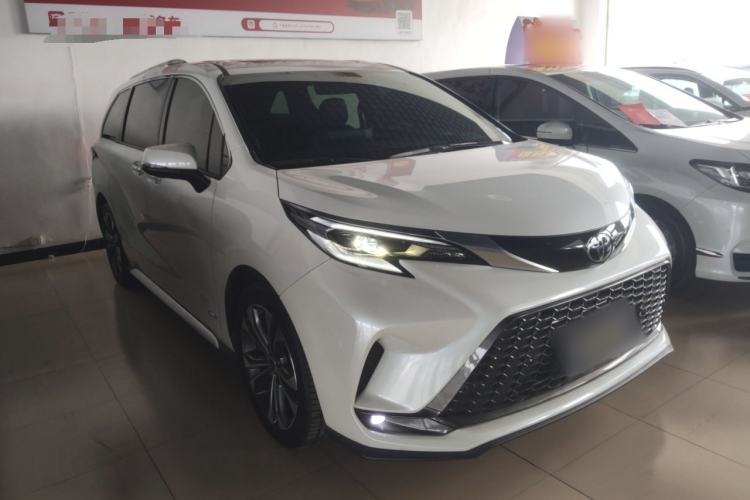 Used Toyota Granvia 2024 2.5L Hybrid Prestige PLUS Edition Front Right 45 Deg