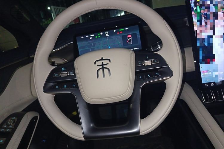 Used BYD Song L EV 2024 662 km Beyond Edition