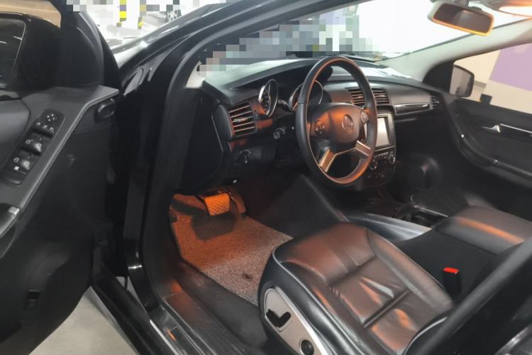 Used Mercedes-Benz R-Class 2017 R 320 4MATIC Business Edition Prestige Model Driver Seat