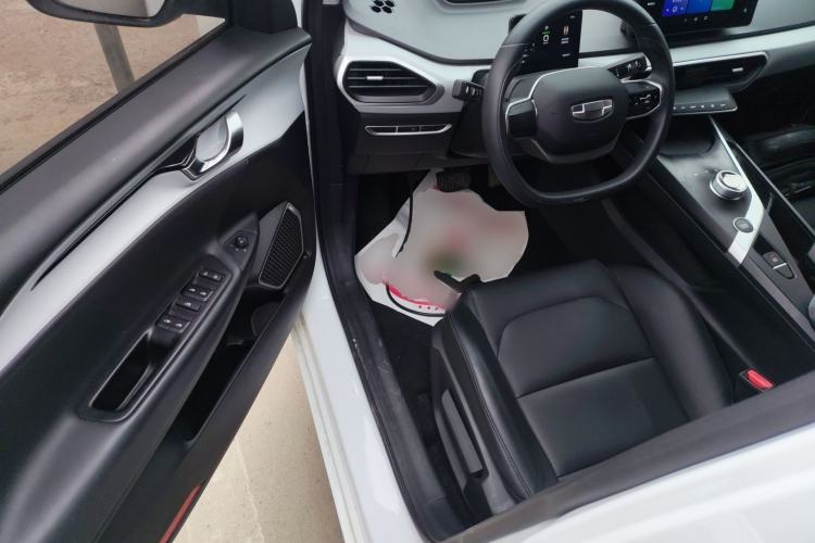 Used Geometry A 2024 410KM Travel Edition