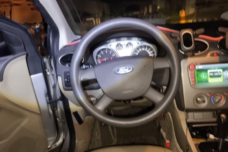 Used Ford Focus 2011 Sedan 1.8L Automatic Fashion Edition