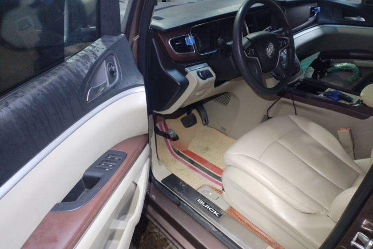 Used Buick GL8 2018 28T Comfort Model China VI Standard