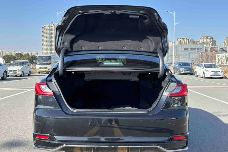 Used Toyota Camry 2024 Dual-Motor 2.5 HXS Sport Plus Edition
