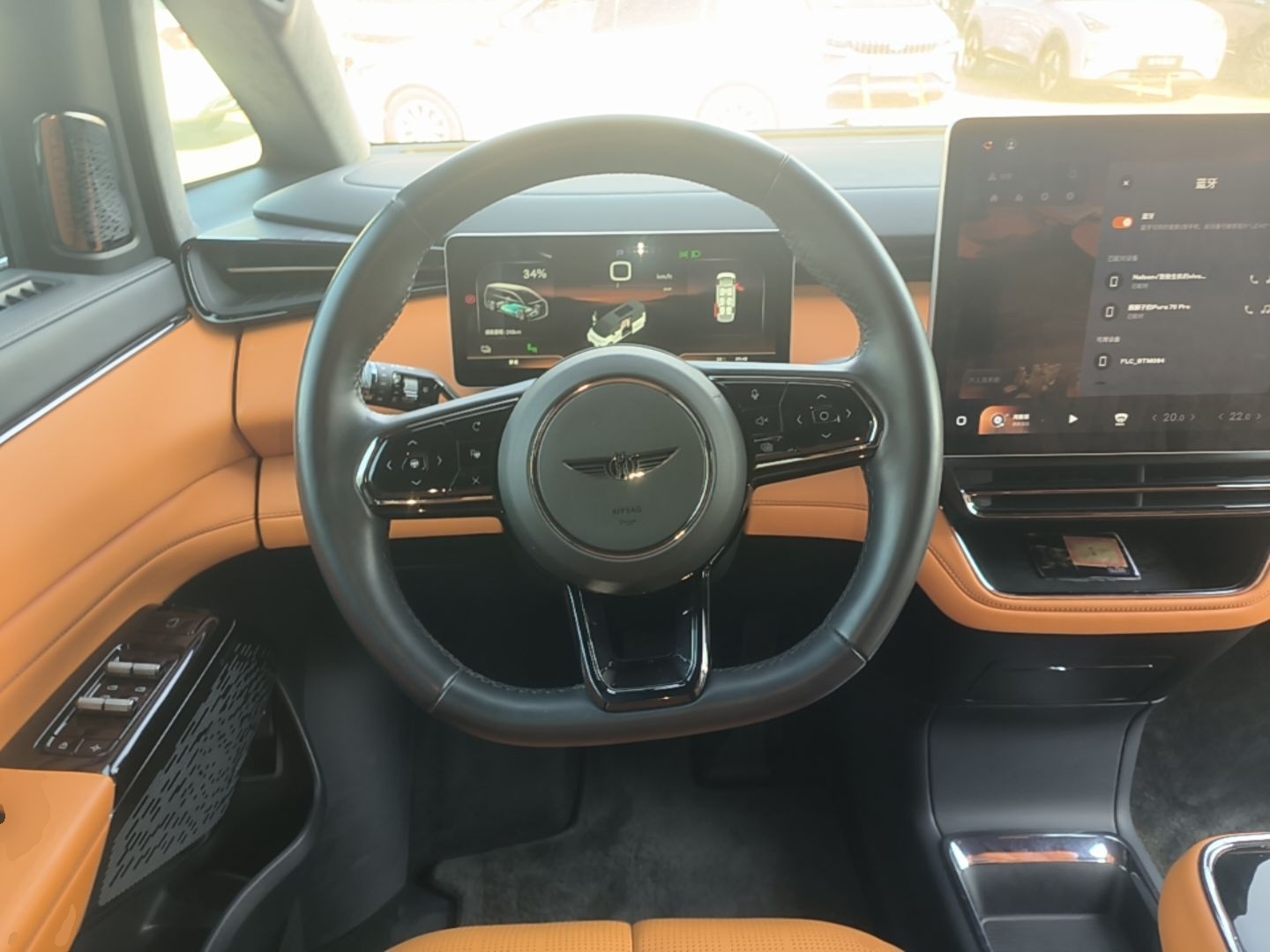 Geely Galaxy LEVC L380 2024 140-Degree 6-Seater All-Wheel-Drive Ultra — снимка 15