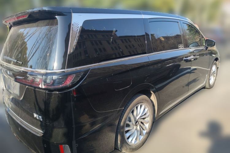 Used VOYAH Dream 2022 0-Carbon Edition Home+ Range Package 605 km Rear Right 45 Deg