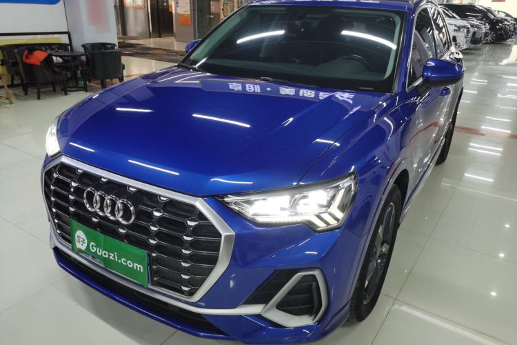 Used Audi Q3 2019 35 TFSI Fashion Dynamic Model