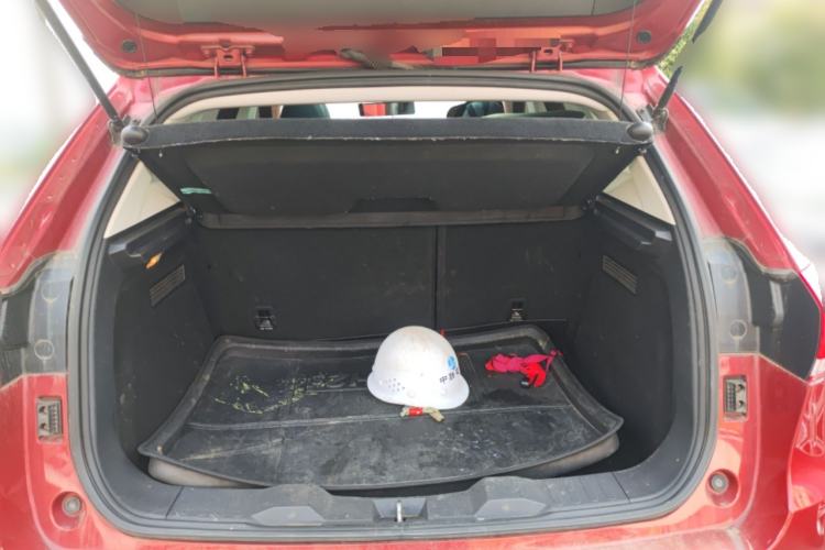 Used Haval H2s 2017 Red-Label 1.5T Manual Elite Model Trunk