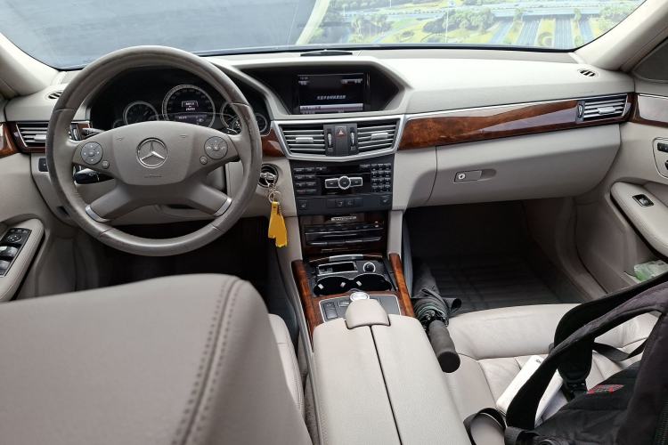 Used Mercedes-Benz E-Class 2013 E 300 L Elegant Model
