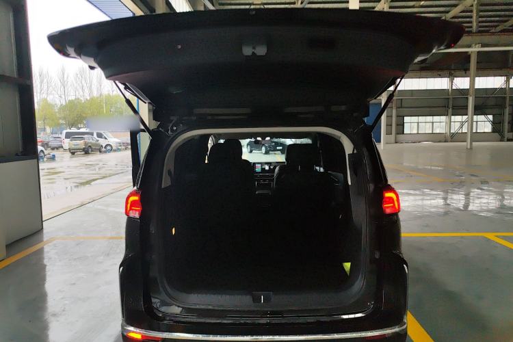 Used SAIC MAXUS G50 2023 PLUS 1.5T Automatic Escort Edition Trunk