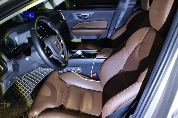 Used Volvo V60 2020 T5 Zhiyuan Luxury Edition Left Front Seat