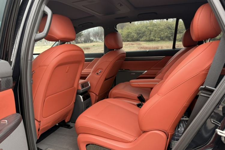 Used Dongfeng eπ eπ008 2024 636Max All-Electric Version 6 Seats
