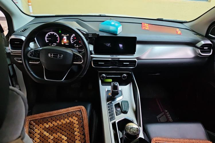 Used Geely Auto Coolray 2019 260T DCT Knight China VI Standard Center Console