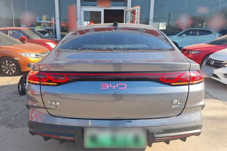 Used BYD Qin L 2025 DM-i Smart Drive 80KM Leading Model
