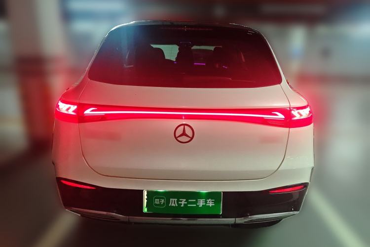 Used Mercedes-Benz EQS SUV 2023 450 4MATIC Pioneer Edition Rear