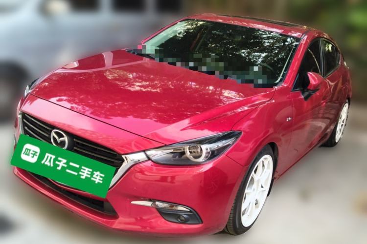 Used Mazda 3 Axela 2017 Hatchback 2.0L Automatic Sport Model China V Emission Standard