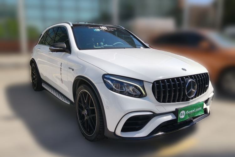 Used Mercedes-Benz GLC 2019 GLC 260 L 4MATIC Luxury Model Front Right 45 Deg