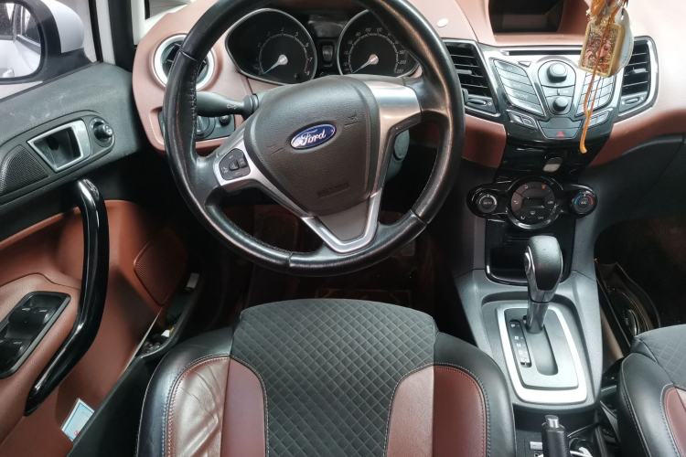 Used Ford Fiesta 2014 Hatchback 1.0 GTDi Automatic Dynamic Model Steering Wheel