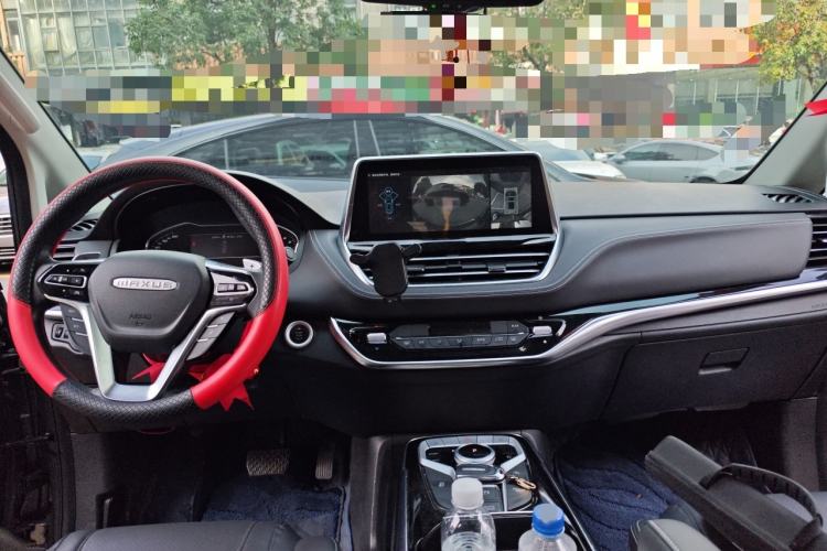 Used SAIC MAXUS G20 2021 Facelifted PLUS 2.0T Gasoline Automatic Luxury Edition