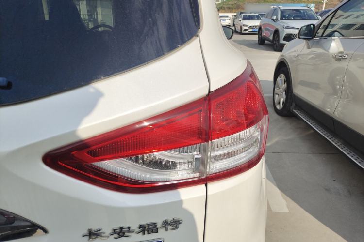 Used Ford Kuga 2015 2.0L GTDi Four-Wheel Drive Prestige Model
