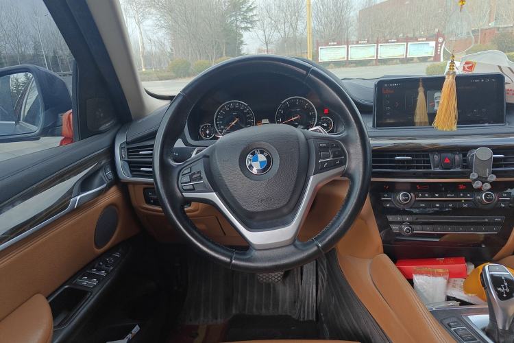 Used BMW X6 2015 xDrive35i Leading Model