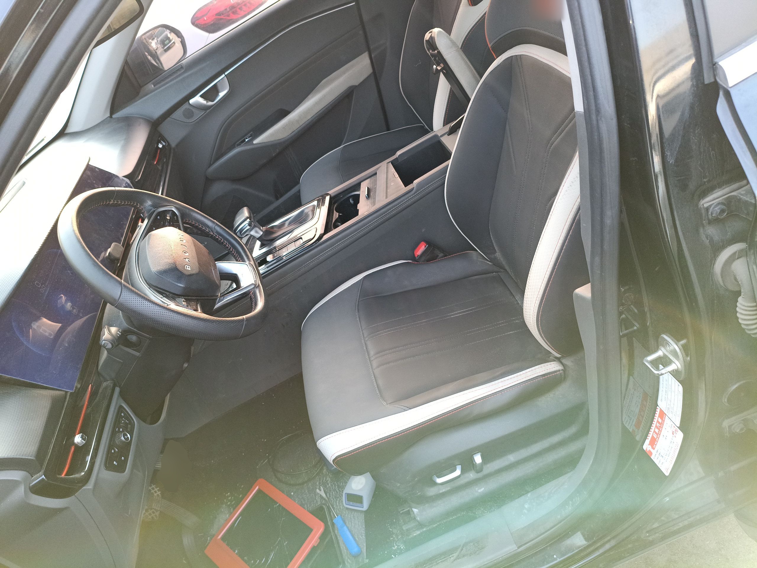 Переднее сиденье в автомобиле