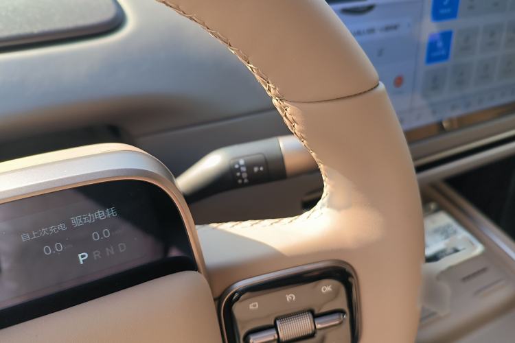 Used Li Auto Li Auto i8 2025 Model Standard Version