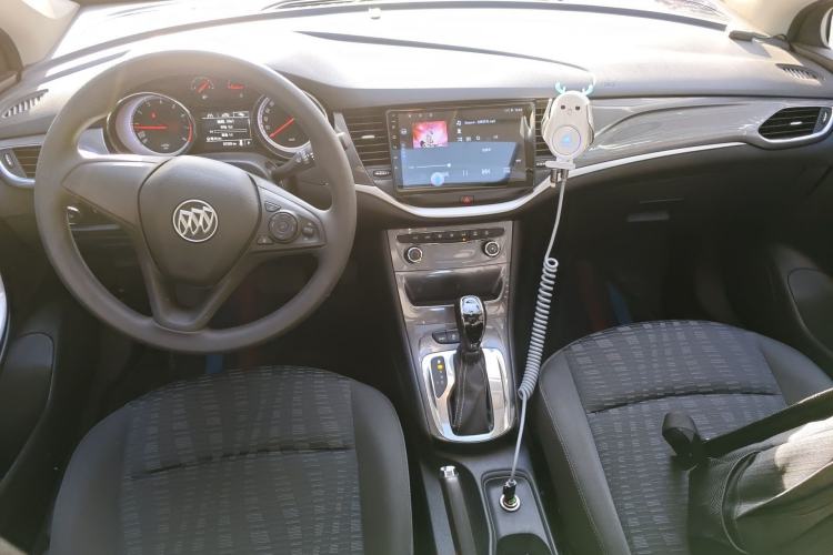 Used Buick Verano 2016 Hatchback 15S Automatic Ambition Model Center Console