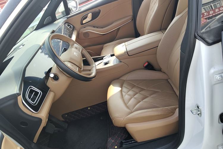 Used Rising R7 2023 Rear-Drive Screen King Edition