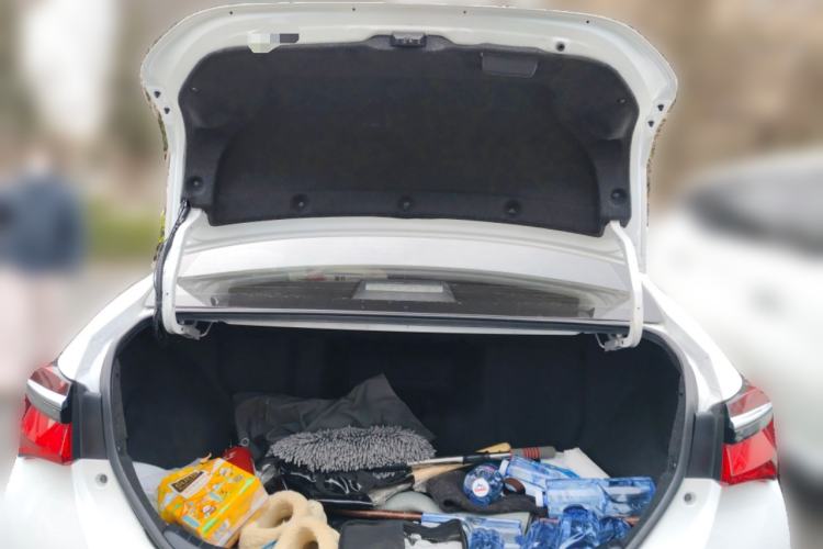 Used Toyota Corolla 2018 Dual-Engine 1.8L E-CVT Smart Edition