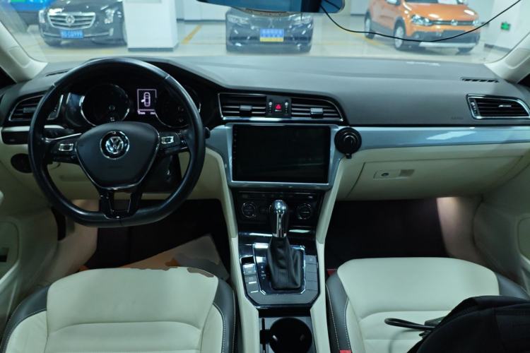 Used Volkswagen Lamando 2015 280TSI DSG Comfort Edition