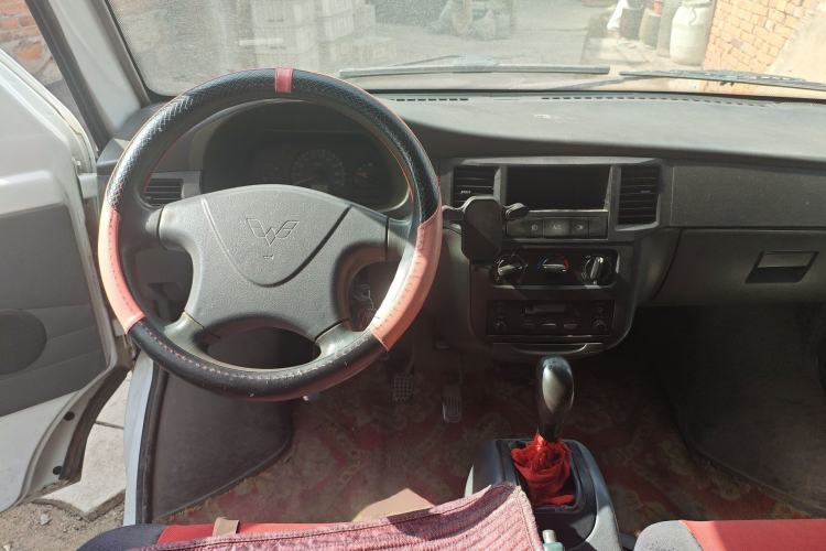 Used Wuling Zhiguang 2010 1.0L Liye Edition
