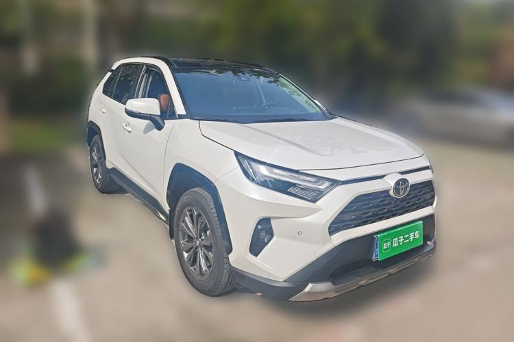 Used Toyota RAV4 2024 2.0L CVT Two-Wheel Drive Fashion Plus Edition Front Right 45 Deg