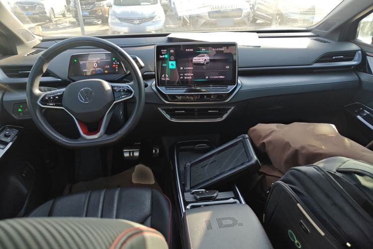 Used Volkswagen ID.6 X 2023 Ultra-Intelligent Long-Range Version
