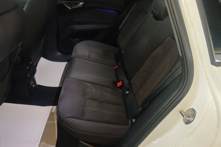 Used Audi Q4 e-tron 2022 50 e-tron quattro Visionary Edition
