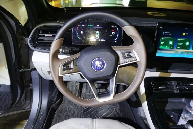 Used BYD Qin PLUS 2024 HONOR Edition DM-i 55KM Leading Model
