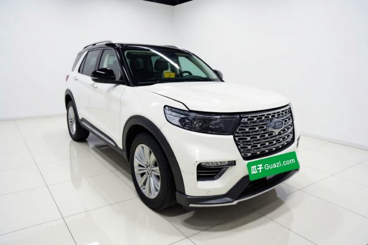 Used Ford Explorer 2020 EcoBoost 285 4x4 Titanium Edition 7-Seater Front Right 45 Deg