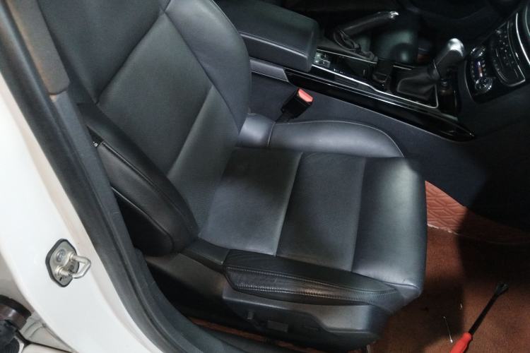 Used Peugeot 508 2013 2.0L 2nd Anniversary Edition Automatic Smart Enjoyment Version Right Front Seat